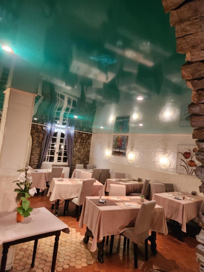Logis Hotel Restaurant Les Charmettes Argeles-sur-Mer Exterior photo
